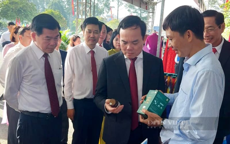 Nông dân Việt Nam xuất sắc 2024 đến từ Đồng Nai là người trồng cây dược liệu quý hỗ trợ điều trị bệnh nan y